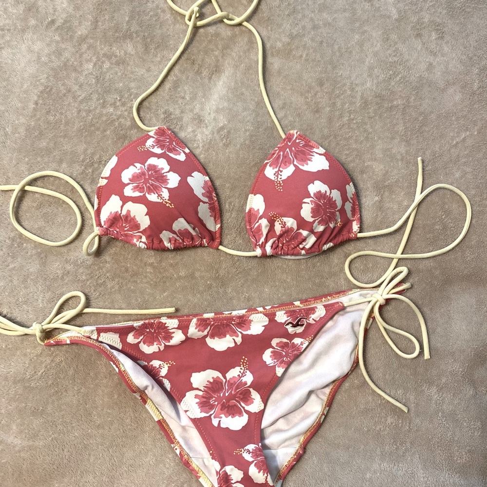 Floral bikini